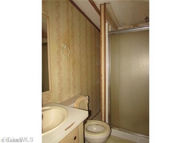 1887 Burney Rd, Asheboro, NC 27205 - photo 7