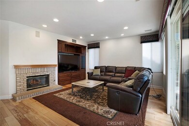 23212 Sherwood Place, Valencia, CA 91354 - photo 7