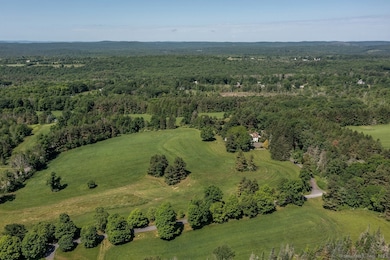 19 Seherr Thoss Dr, Litchfield, CT 06759 - photo 4