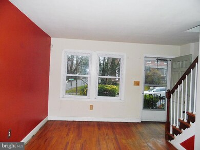 379 Marydell Rd, Baltimore, MD 21229 - photo 4