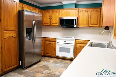 3303 Boettcher Dr, Kilgore, TX 75662 - photo 5