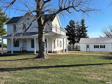 1836 N 1300 East Rd, Taylorville, IL 62568 - photo 3