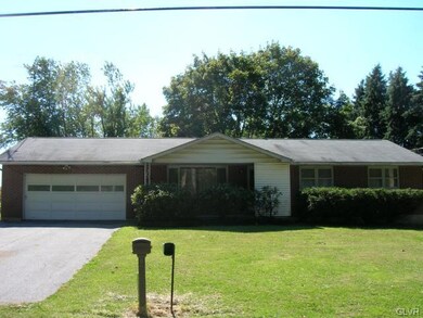 6048 Snyders Church Rd, Bath, PA 18014 - photo 2