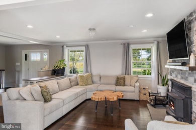 4981 New Rd, New Hope, PA 18938 - photo 5