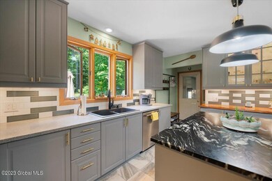 104 St Stephens Ln W, Schenectady, NY 12302 - photo 4