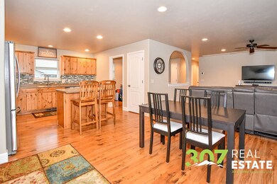 3019 Twin Creek Trail Ave, Cody, WY 82414 - photo 3