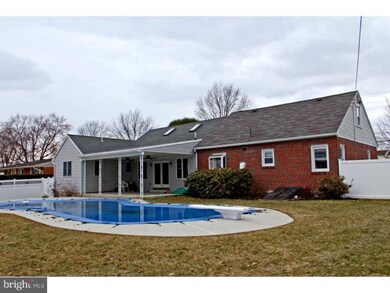 1022 Whitner Rd, Reading, PA 19605 - photo 3