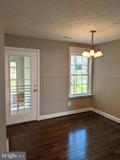 35340 Pine Ct, Mechanicsville, MD 20659 - photo 3