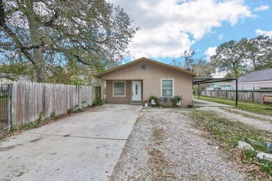 4929 Creekmont Dr, Houston, TX 77091 - photo 2