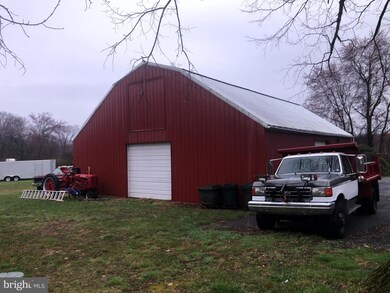 5688 Treher Rd, Fayetteville, PA 17222 - photo 4