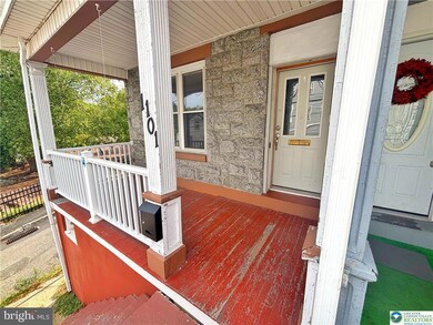 1101 W Norwegian St, Pottsville, PA 17901 - photo 2