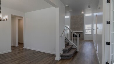 894 W Fallow Dr unit 214, Saratoga Springs, UT 84045 - photo 2