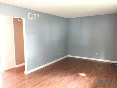 812 Circleview Dr, Toledo, OH 43615 - photo 5