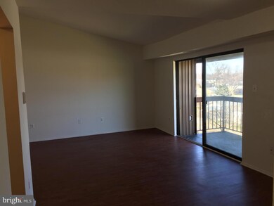 106 Mountain Rd unit 3C, Glen Burnie, MD 21060 - photo 6