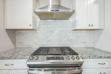 8706 Temperate Ct, Louisville, KY 40229 - photo 7