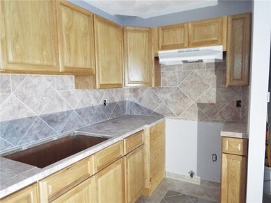 225 Pavilion Ave, Providence, RI 02905 - photo 5