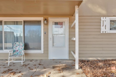 4008 SW 28th Terrace, Topeka, KS 66614 - photo 6