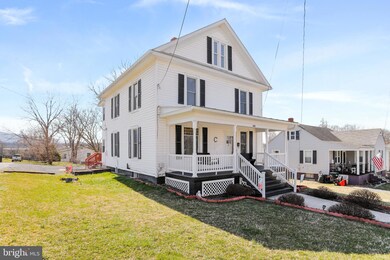 388 Zea St, Strasburg, VA 22657 - photo 4