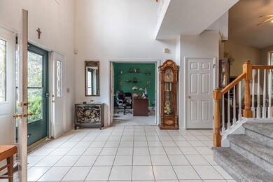 thorngatefoyer (1 of 1)