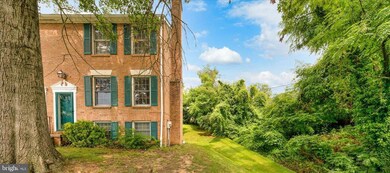 5847 Richardson Mews Square, Halethorpe, MD 21227 - photo 3