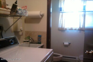 111 Wrights Ln, Saylorsburg, PA 18353 - photo 7