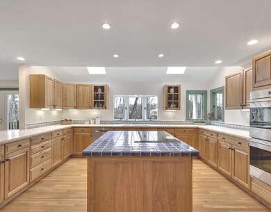 78 Codman Rd, Lincoln, MA 01773 - photo 5