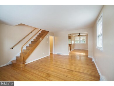 75 Suburban Ln, Upper Darby, PA 19082 - photo 3