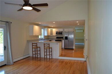 172 Meadow Ln, Middletown, RI 02842 - photo 7