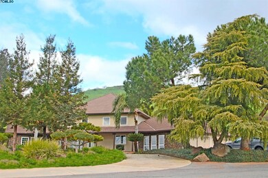 28010 Worth Dr, Porterville, CA 93257 - photo 2