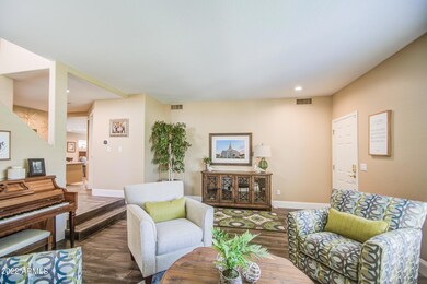 LIVING ROOM 3