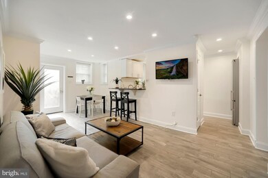 1502 13th St NW unit 2, Washington, DC 20005 - photo 3