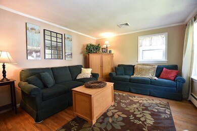 296 Hunt Ave, Warwick, RI 02886 - photo 5