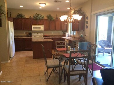 Eat-in Kitchen Area