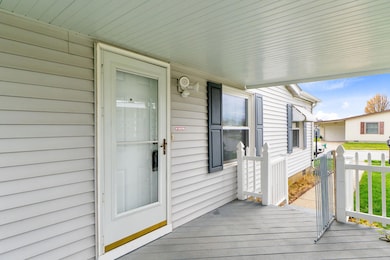 109 S South Point Dr, Fairborn, OH 45324 - photo 4