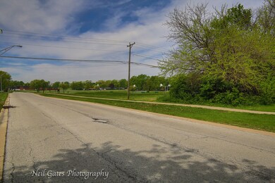 18660 Maple Ave, Country Club Hills, IL 60478 - photo 4