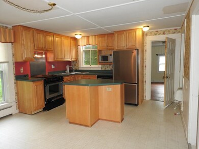 12 Valley St, Concord, NH 03301 - photo 3