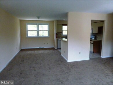 1354 S Myrtle St, Vineland, NJ 08360 - photo 5