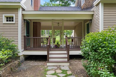 Entry/Porch
