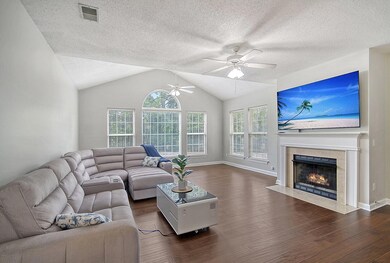 1728 Wyngate pro den tv