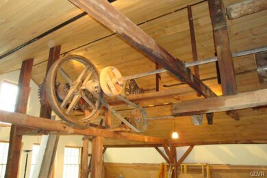 7737 Powder Valley Rd, Zionsville, PA 18092 - photo 5