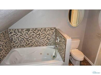 Master Bath/Spa.