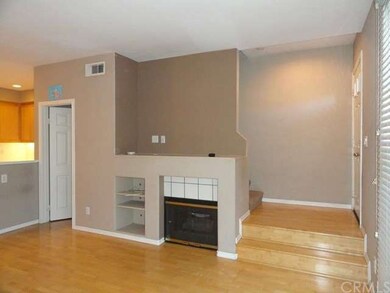 Living Room, Maple Wood Flooring