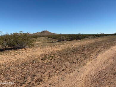 0 127th St unit 25008313, California City, CA 93505 - photo 5
