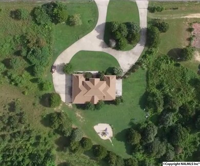 8585 Simpson Point Rd, Grant, AL 35747 - photo 2