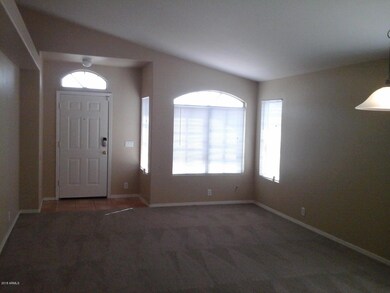 594 N Amber Ct, Chandler, AZ 85225 - photo 2