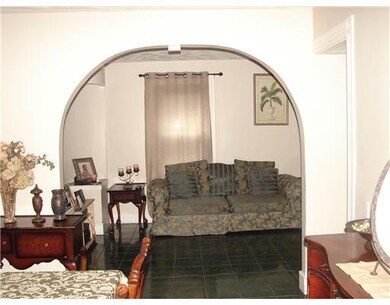 42 Algonquin St, Providence, RI 02907 - photo 3