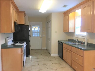 101 Reese Dr, Warner Robins, GA 31088 - photo 6