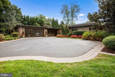 98 E Walnut Ave, Moorestown, NJ 08057 - photo 2