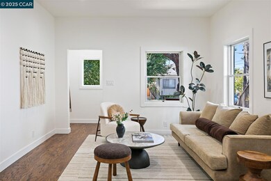 2703 Mathews St, Berkeley, CA 94702 - photo 7