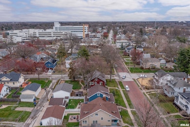 1022 E High St, Davenport, IA 52803 - photo 3